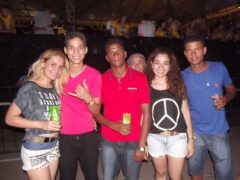 Oktober 10 Anos